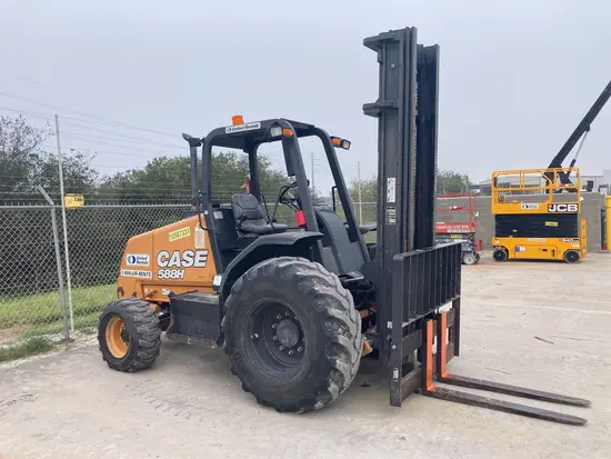 2017 Case 588H Forklift