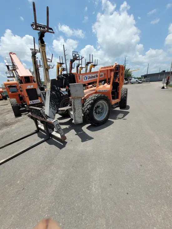 2016 SKYTRAK 10054 Forklift
