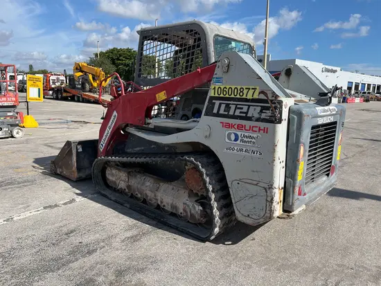 2017 Takeuchi TL12R2-R Track Loader
