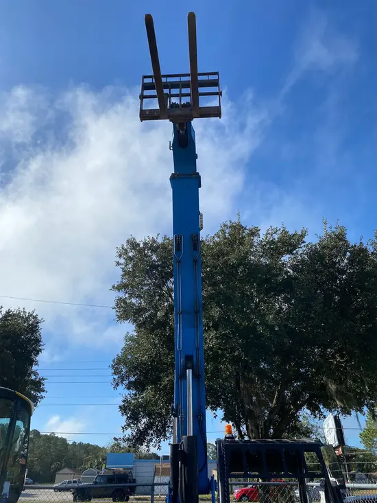 2015 Genie GTH-844 Forklift
