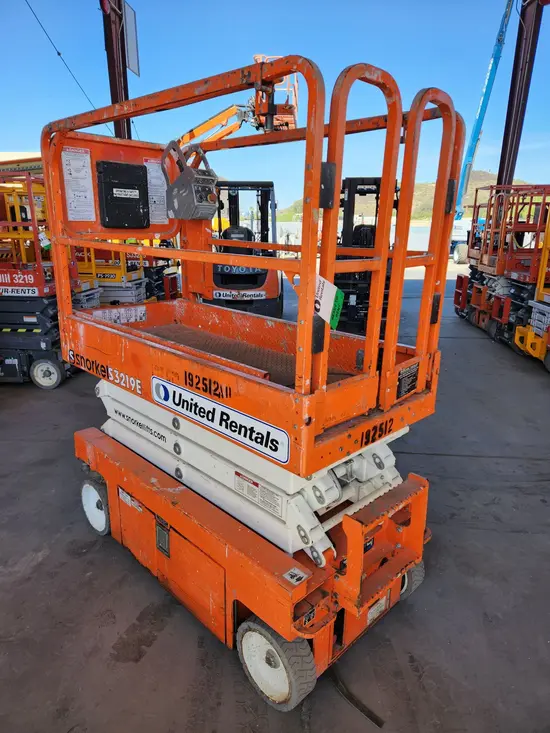 2017 Snorkel S3219E Scissor Lift
