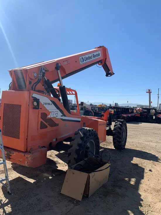 2015 SKYTRAK 8042 Forklift