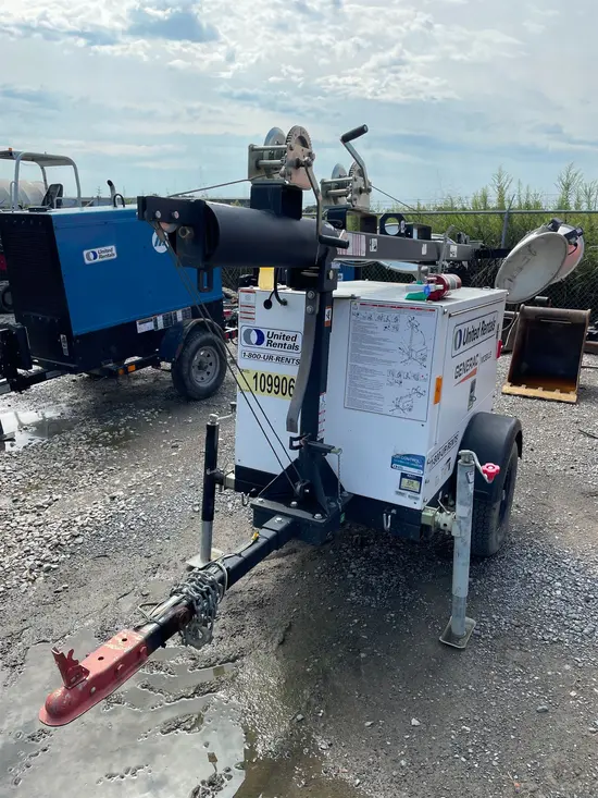 2018 Magnum Pro MLT3060 Towable Light Tower
