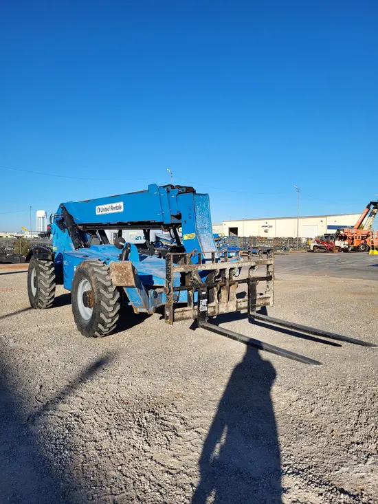 2016 Genie GTH-1056 Forklift