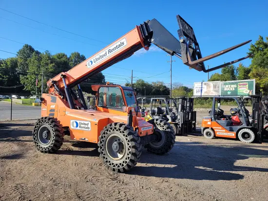 2016 SKYTRAK 8042 Forklift
