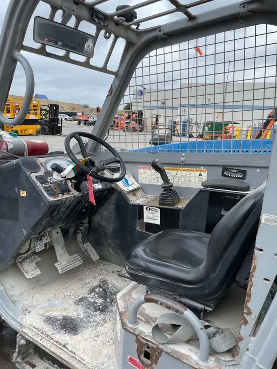 2013 Genie GTH-844 Forklift
