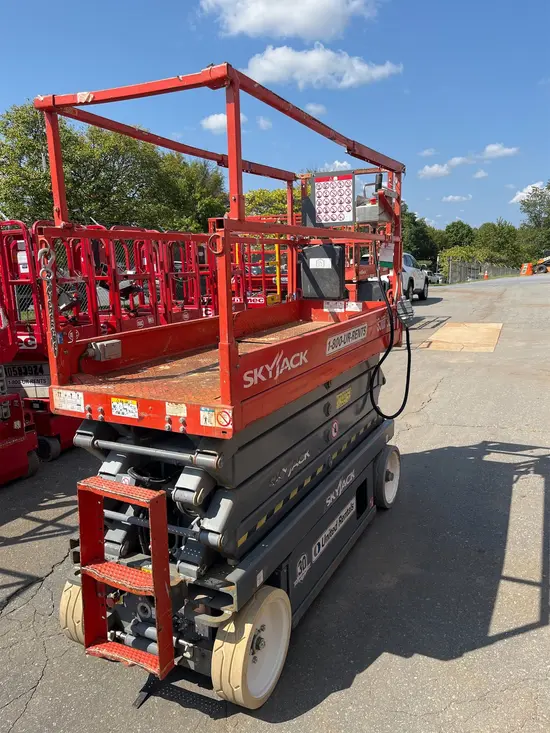 2015 Skyjack SJIII3226 Scissor Lift