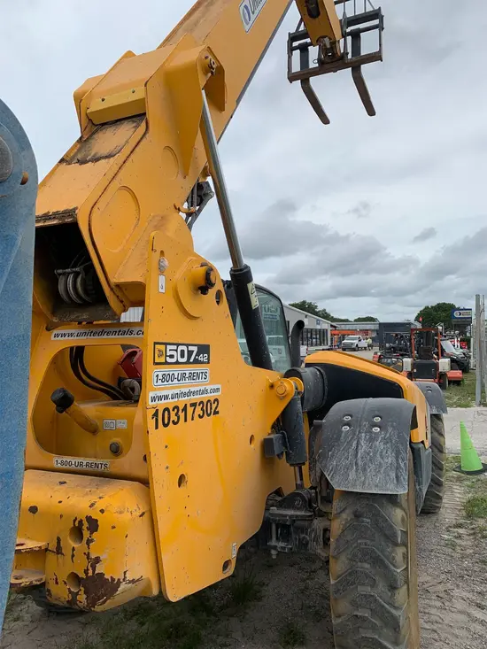2014 JCB 507-42 Forklift