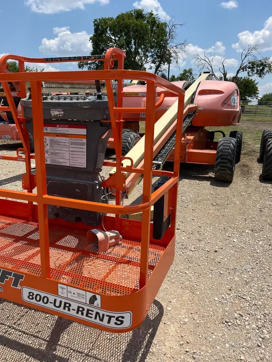 2015 JLG 400S Boom Lift