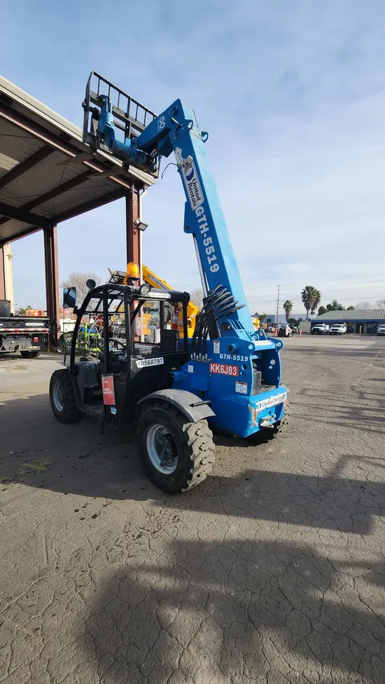 2017 Genie GTH-5519 Forklift