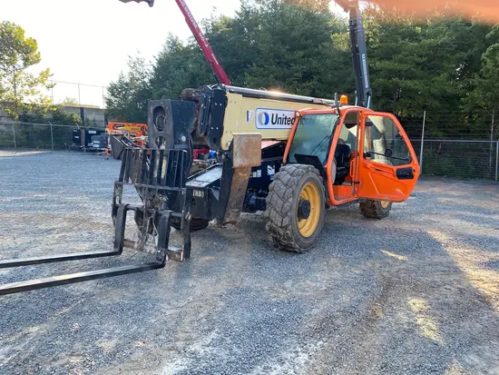 2016 JLG 1055 Forklift