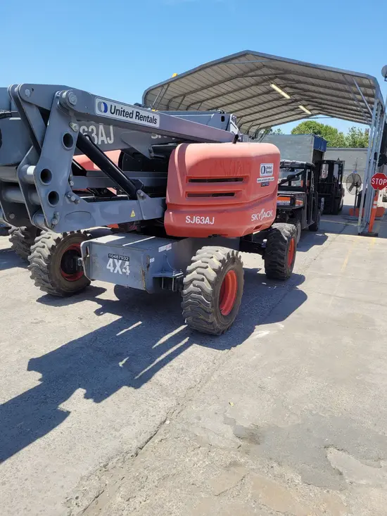 2016 Skyjack SJ63AJ Articulating Boom Lift