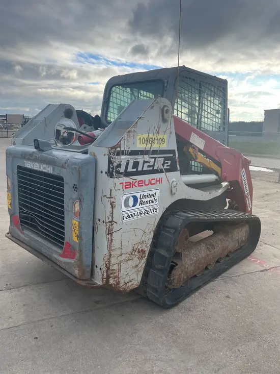 2017 Takeuchi TL12R2-CR Track Loader