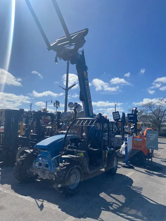 2016 Genie GTH-5519 Forklift