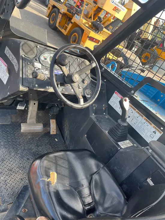 2016 Genie GTH-844 Forklift