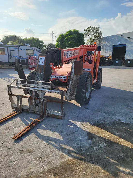 2016 SKYTRAK 10054 Forklift