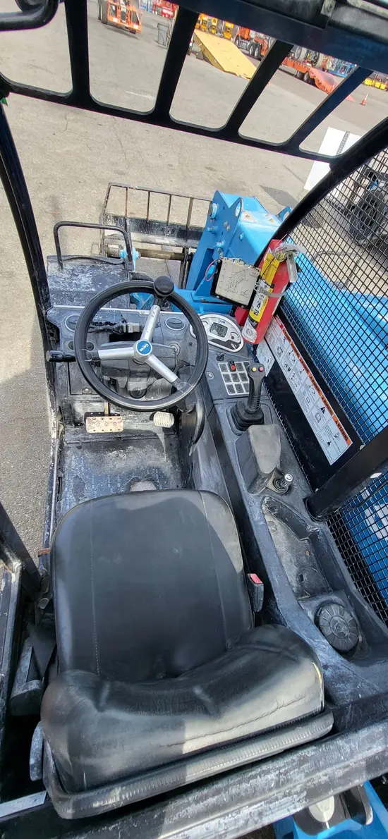 2017 Genie GTH-5519 Forklift