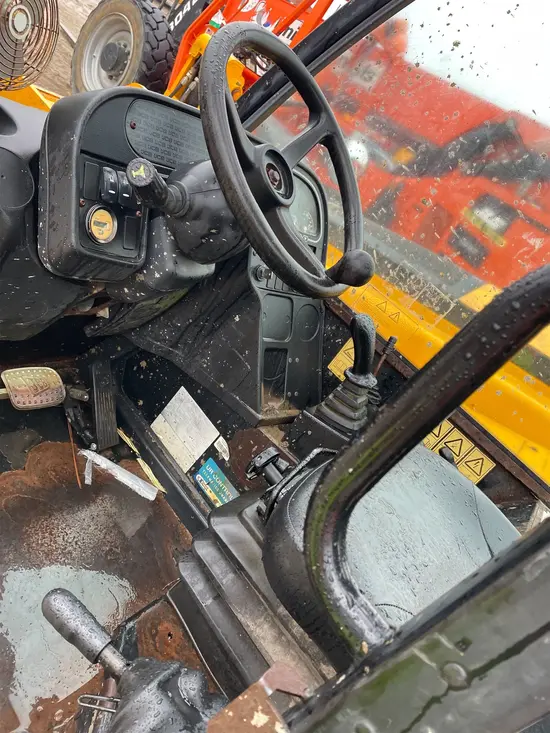 2015 JCB 507-42 Forklift