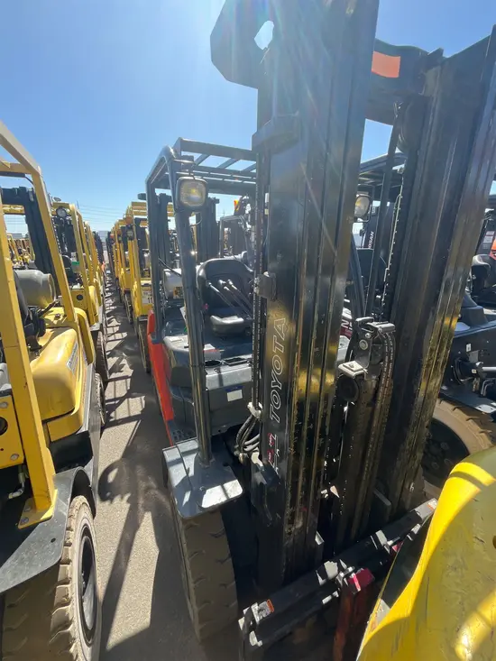 2018 Toyota 8FGU25 Warehouse Forklift