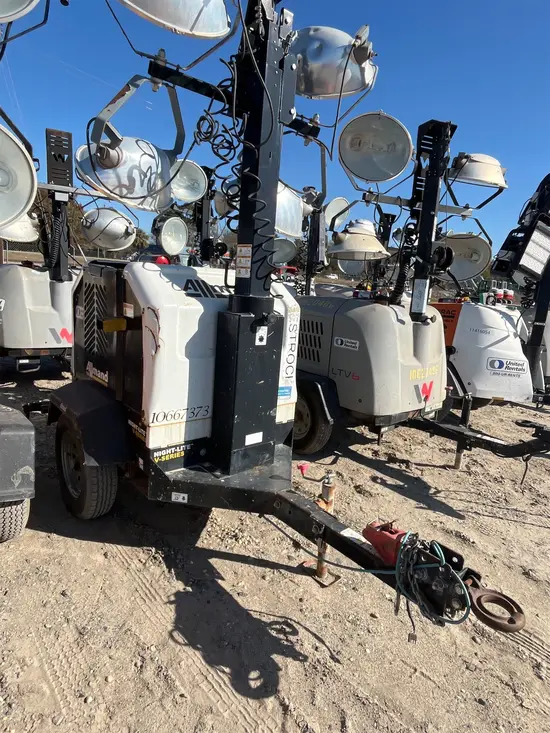 2017 Allmand NIGHT-LITE PRO Towable Light Tower