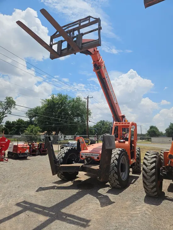2015 SKYTRAK 10054 Forklift