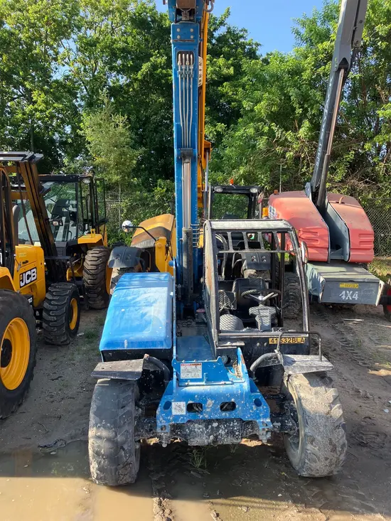 2017 Genie GTH-5519 Forklift