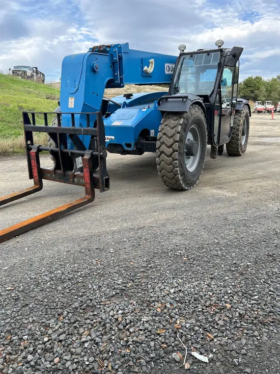2015 Genie GTH-844 Forklift