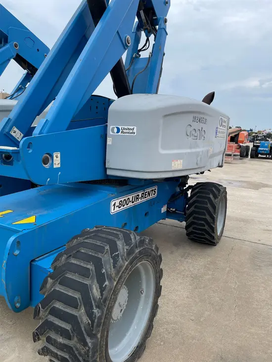2014 Genie S-85 Boom Lift
