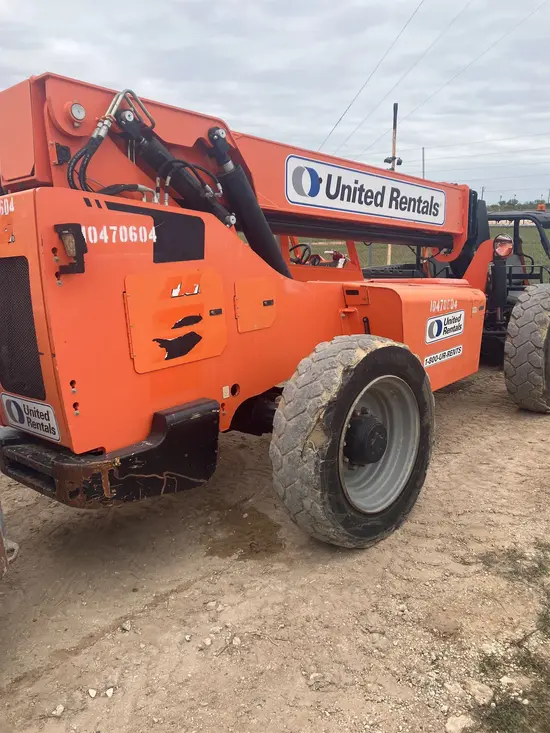 2016 SKYTRAK 8042 Forklift