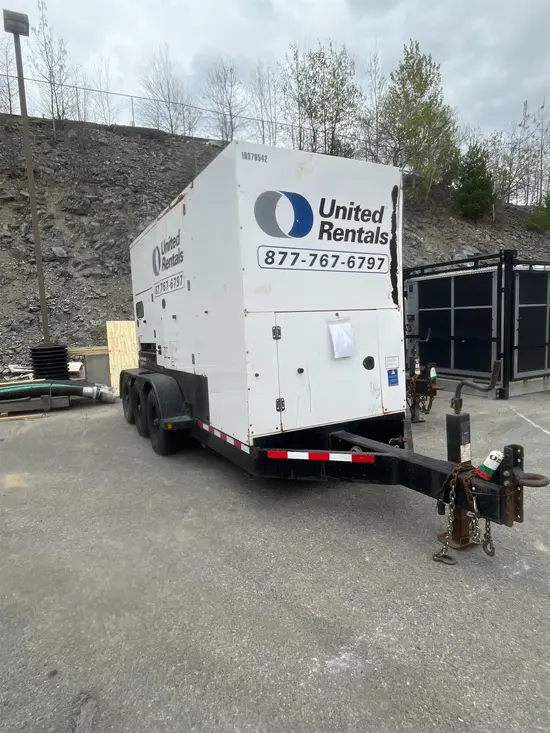2015 Cummins C300D6R WOG Diesel Generator