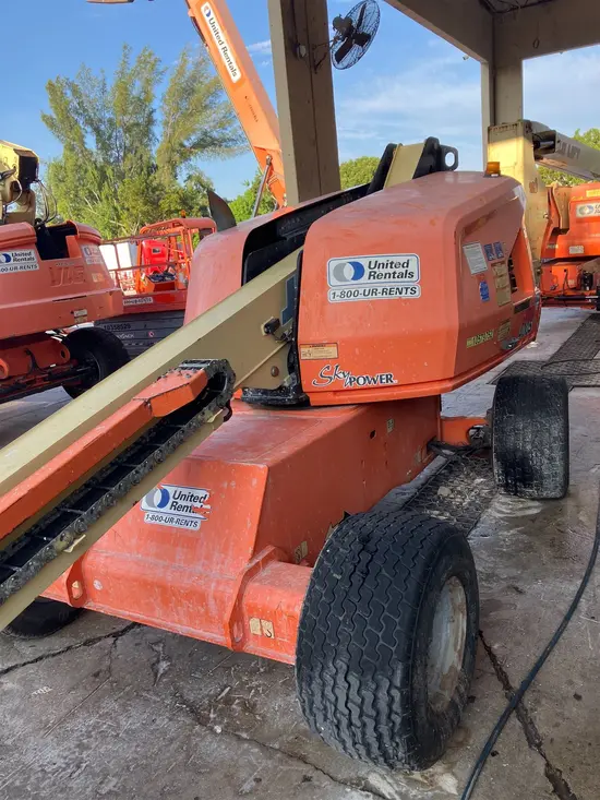 2017 JLG 400S Boom Lift