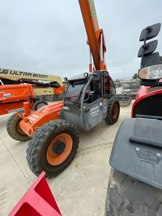 2012 XTREME XR1045 Forklift