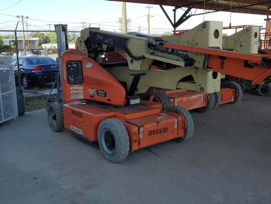 2012 JLG E400AJPN Articulating Boom Lift
