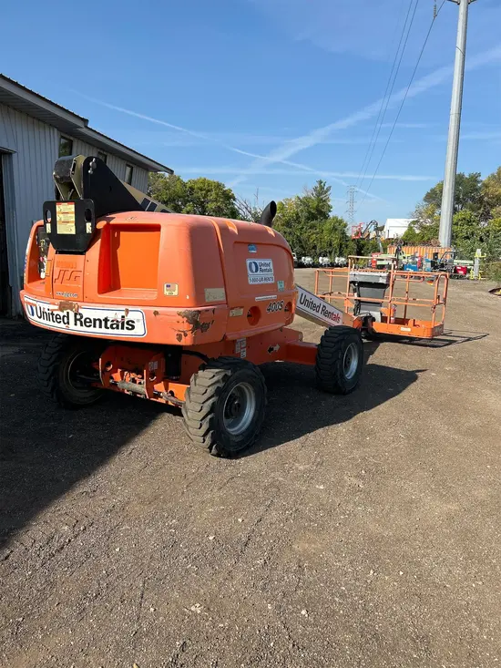 2014 JLG 400S Boom Lift