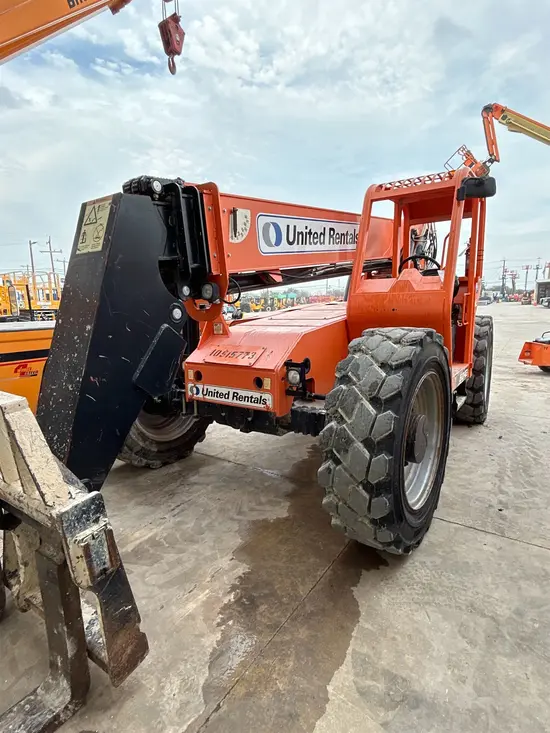 2016 SKYTRAK 6042 Forklift