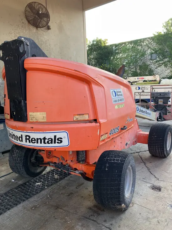 2017 JLG 400S Boom Lift