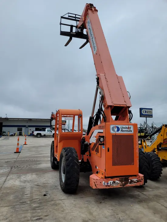 2015 SKYTRAK 6042 Forklift