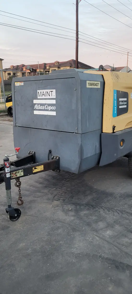 2017 Atlas Copco XAS440JD T4F Air Compressor