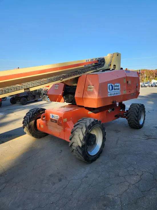 2015 JLG 800S Boom Lift