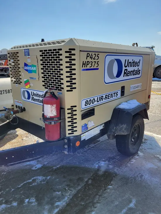 2019 Doosan P425/HP375EXT4I Air Compressor