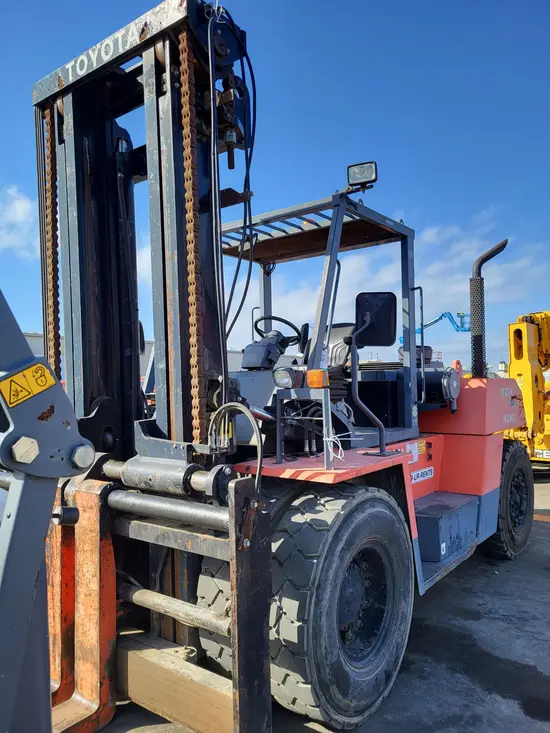 2014 Toyota 50-4FDK160 Warehouse Forklift