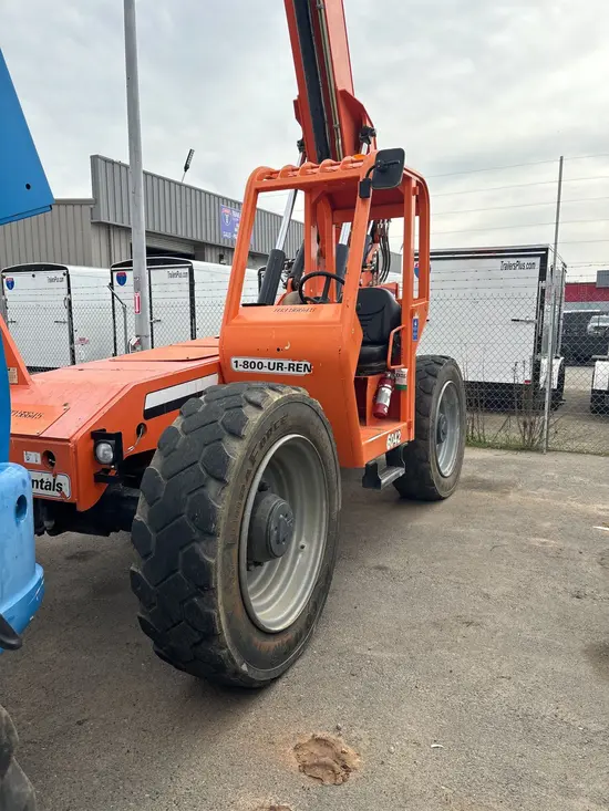 2015 SKYTRAK 6042 Forklift