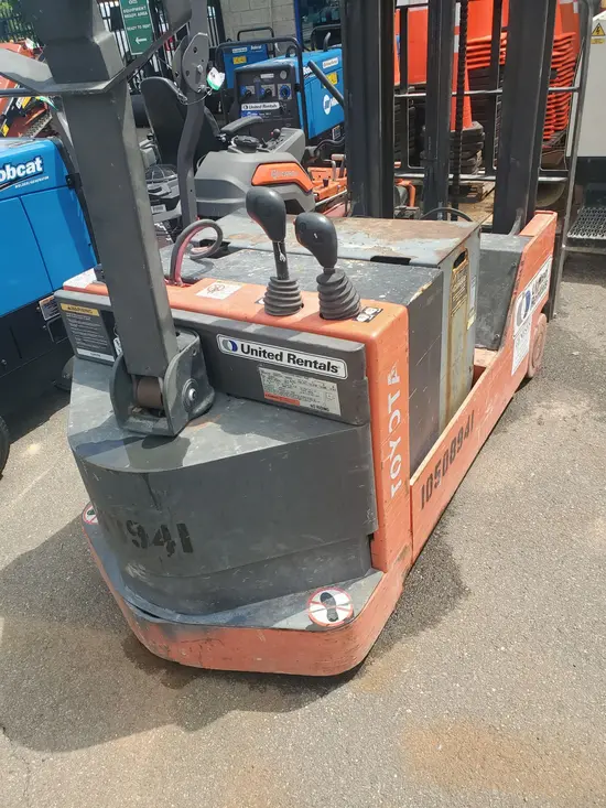 2016 Toyota 6BWC20 Warehouse Forklift