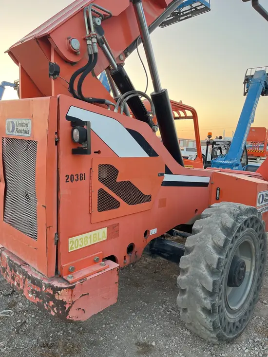 2015 SKYTRAK 8042 Forklift