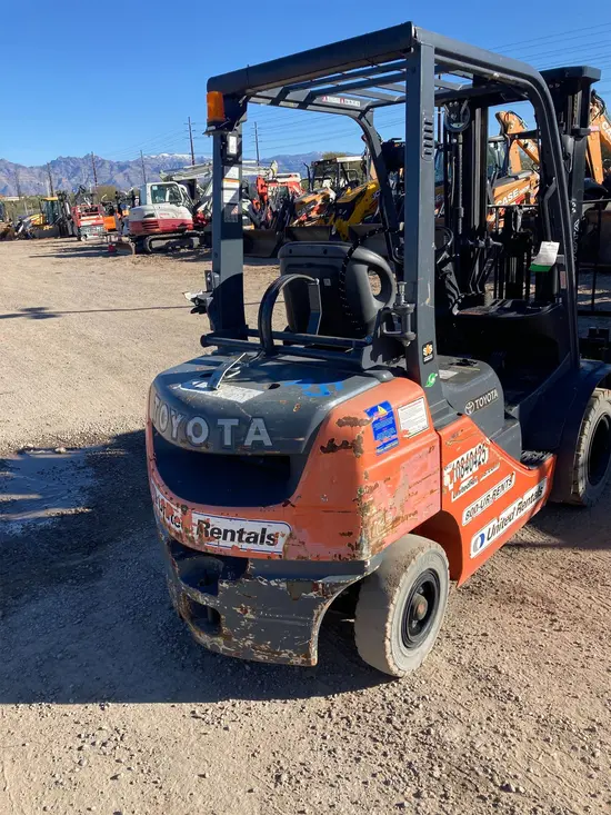 2018 Toyota 8FGU25 Warehouse Forklift