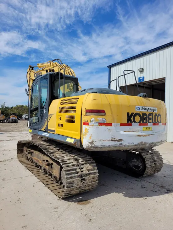2016 Kobelco SK210LC Excavator