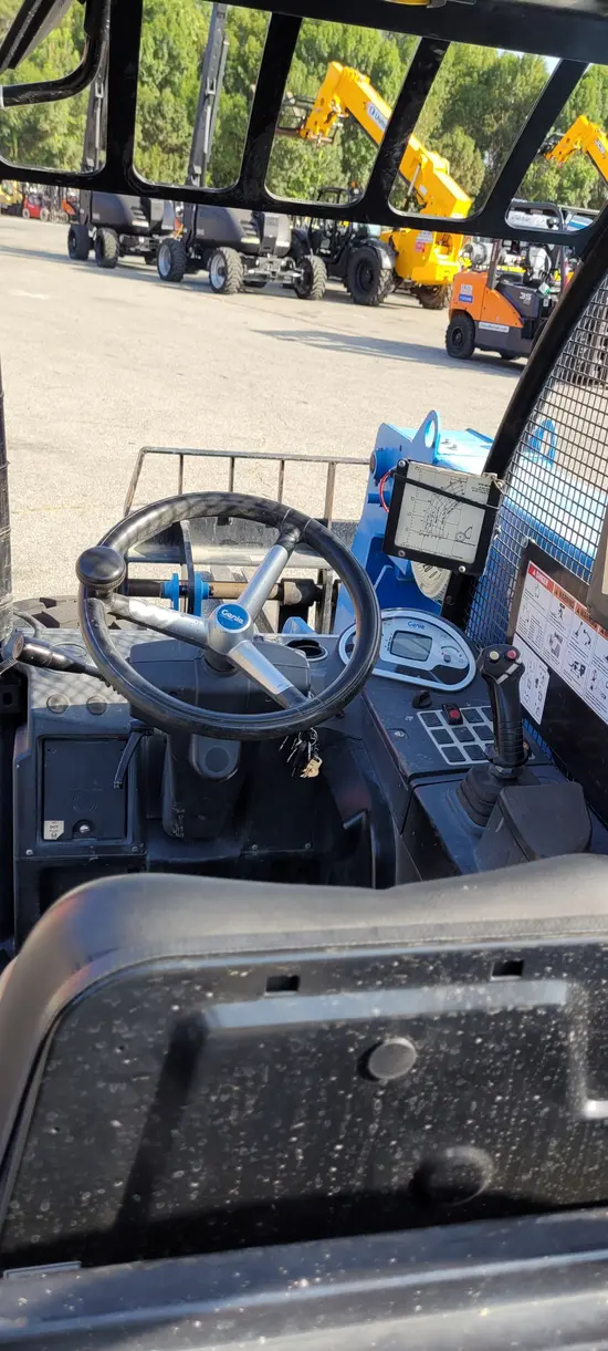 2017 Genie GTH-5519 Forklift