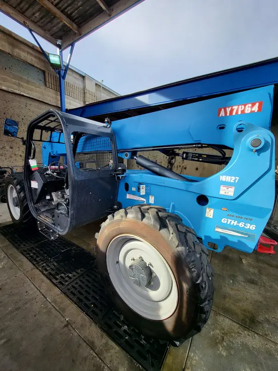 2016 Genie GTH-636 Forklift