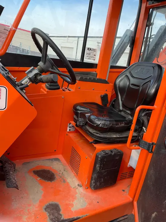 2016 SKYTRAK 6042 Forklift