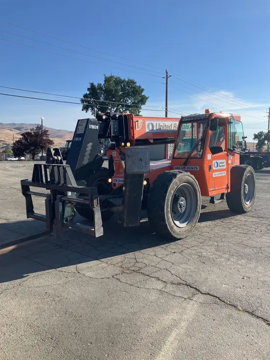 2016 SKYTRAK 10054 Forklift